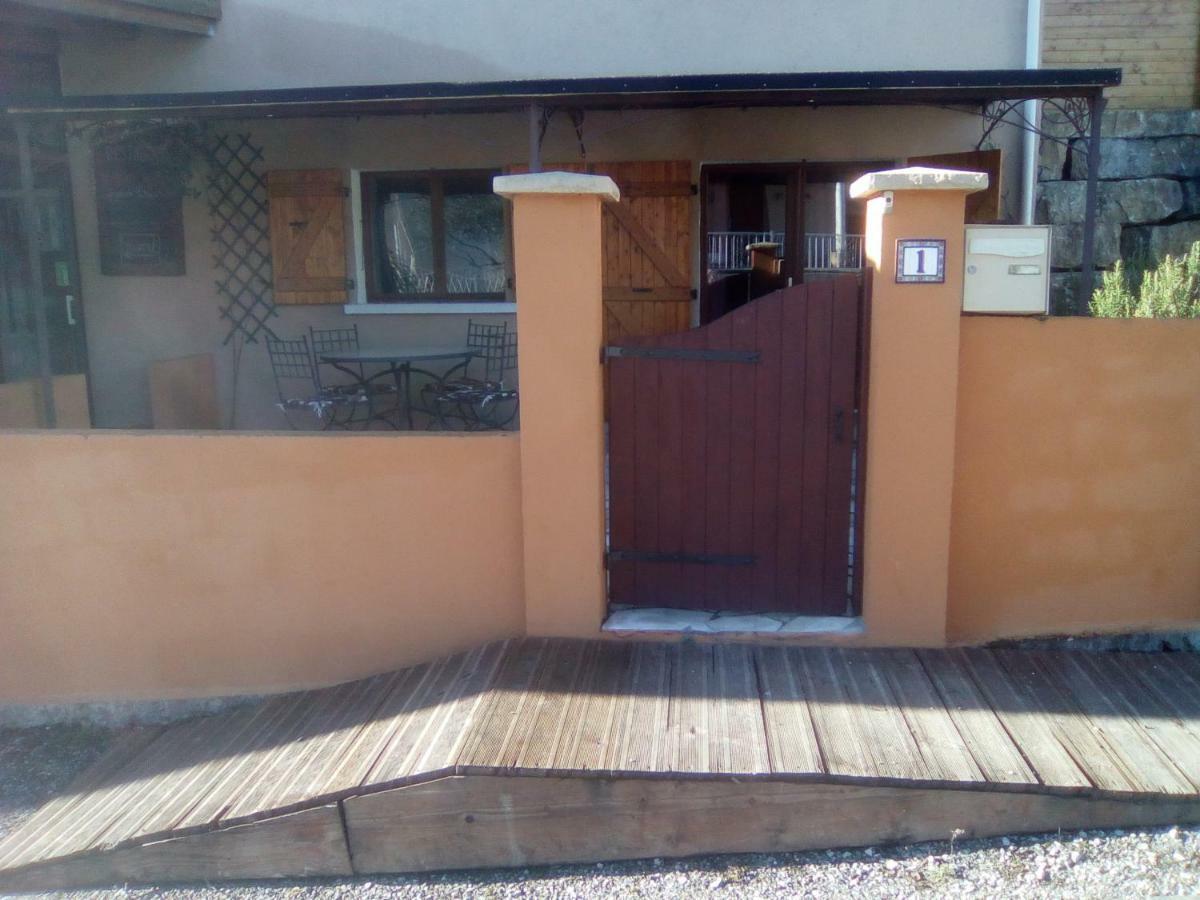 Le Refuge Apartment *